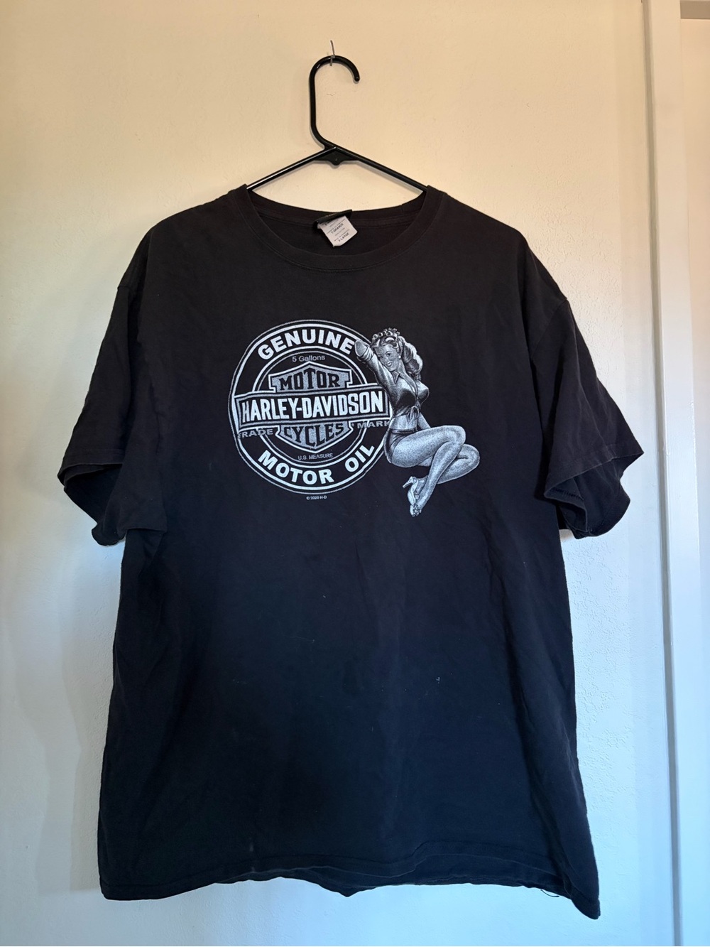 Harley-Davidson Pin-Up Black Graphic Tee - Genuine Motor Oil Logo